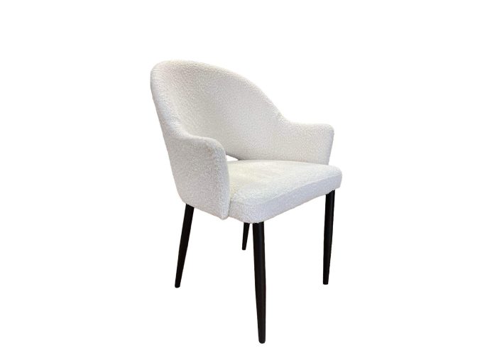Eleganckie krzesło tapicerowane Polo z wycięciem w oparciu