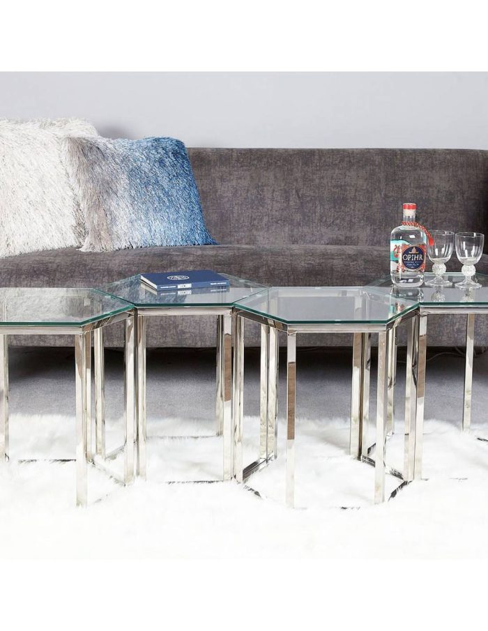 Metalowy srebrny stolik o sześciokątnym szklanym blacie firmy Meble Ares 4