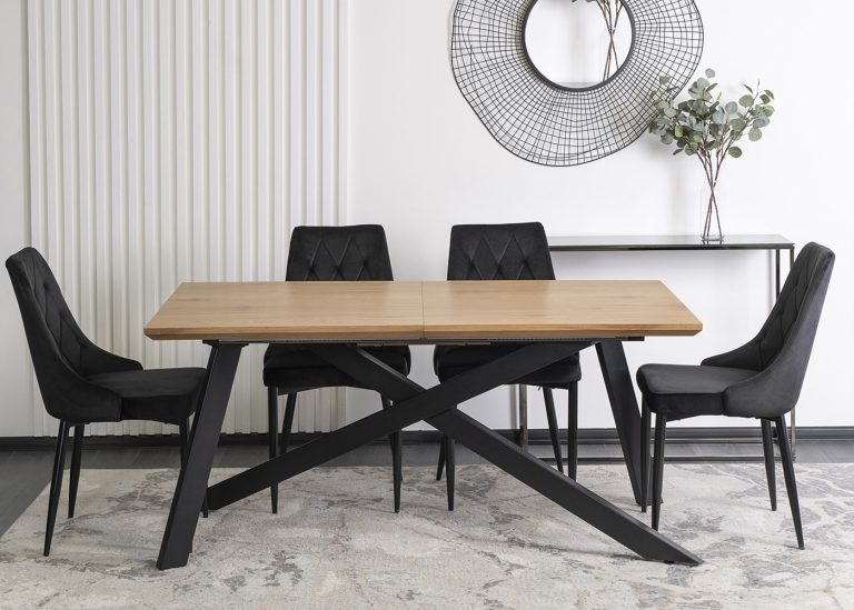 Stół rozkładany Argus: funkcjonalność, elegancja, trwałość. Solidne stalowe nogi, możliwość rozszerzenia o 60 cm. Luxus dla Twojego domu.